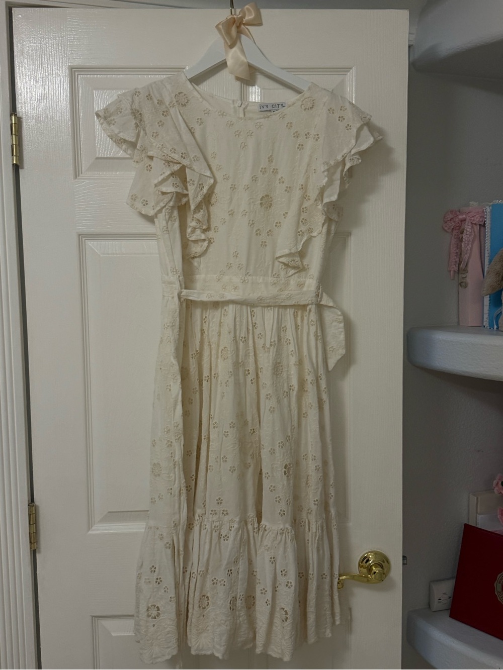 Ivy City Co Dahlia Dress in Eyelet
